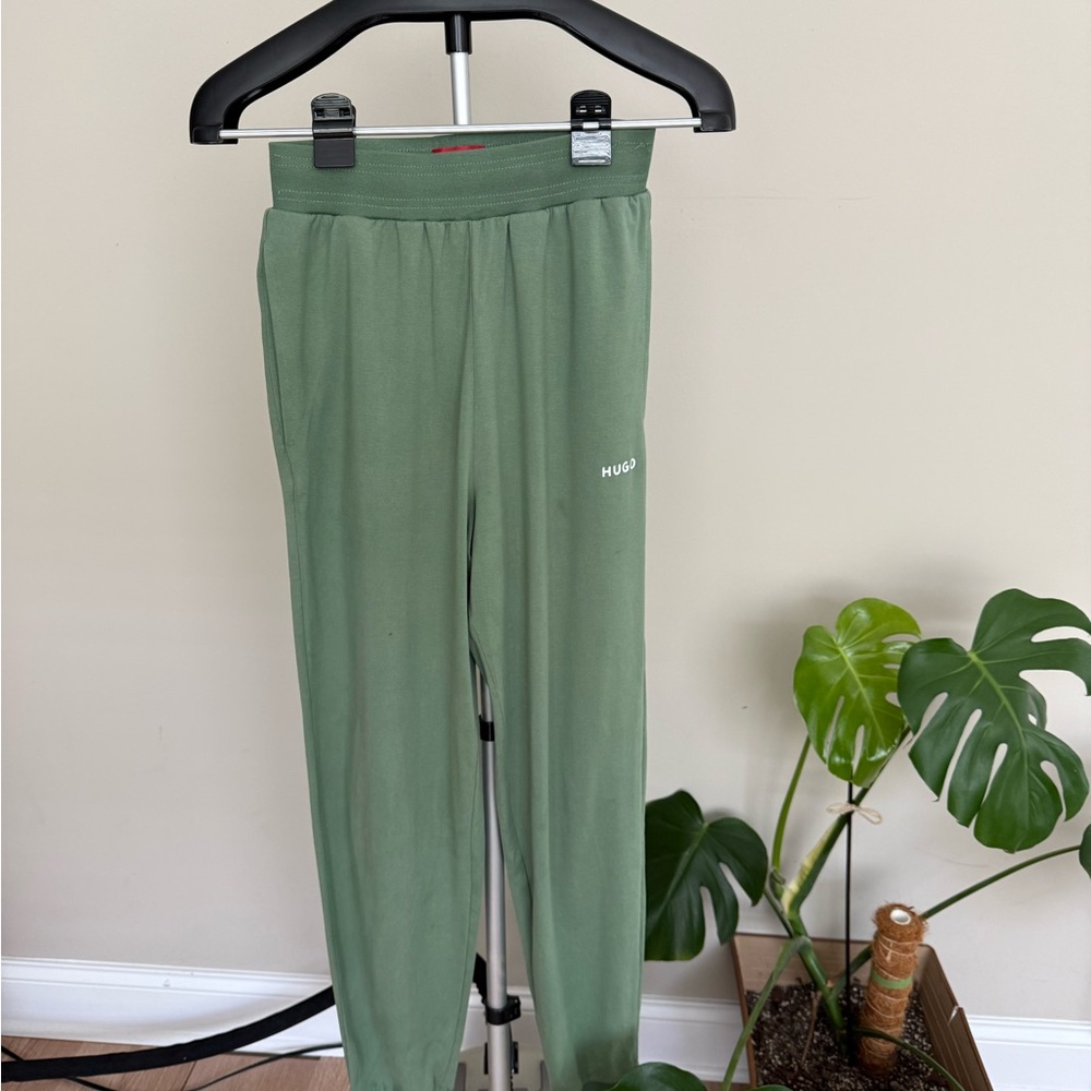 Hugo sweatpants